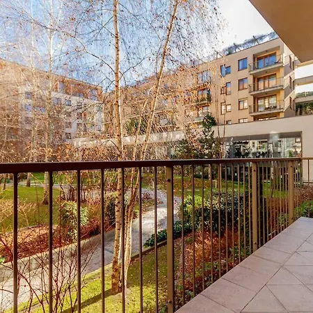 2br Corvin Terrace W Ac By Nw