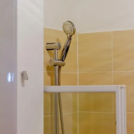 2br Corvin Terrace W Ac By Nw * Budapest
