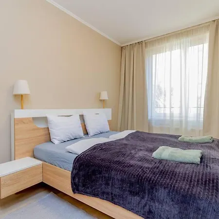 2br Corvin Terrace W Ac By Nw Budapeszt